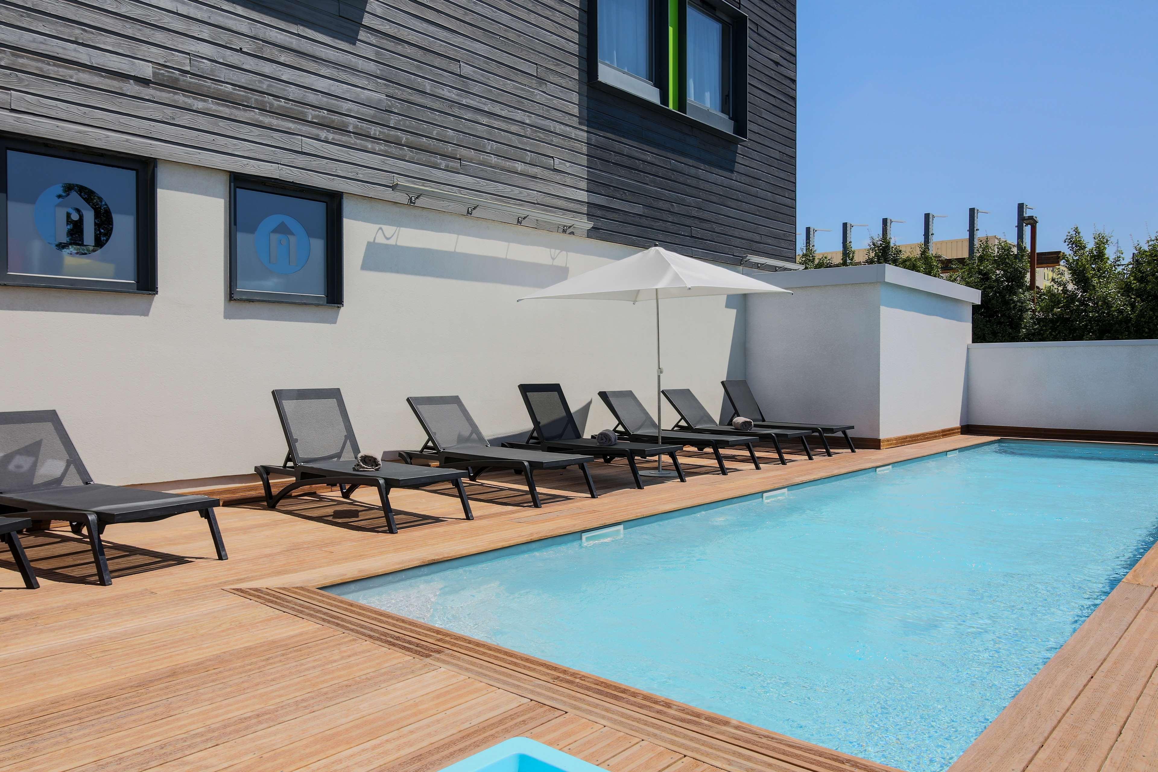 Hotel Campanile Carcassonne Est - La Cite Exterior foto